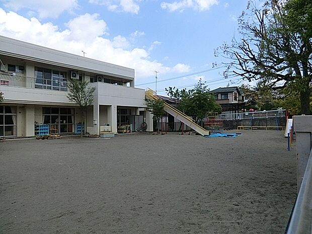 港南台第二保育園まで367m