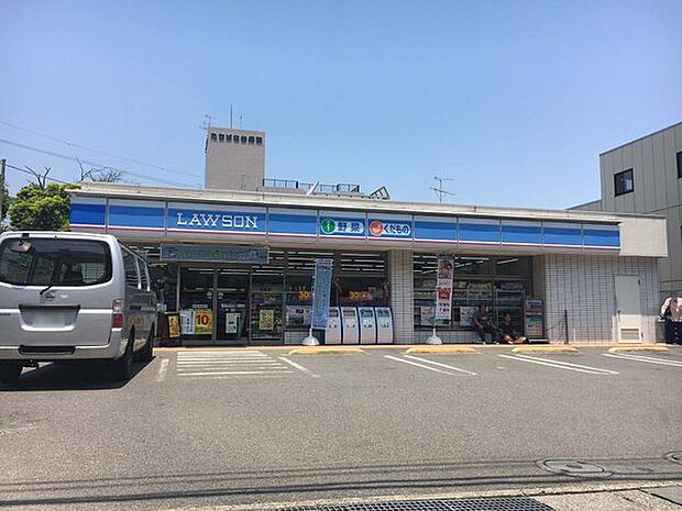 ローソン 青葉たちばな台二丁目店まで807m