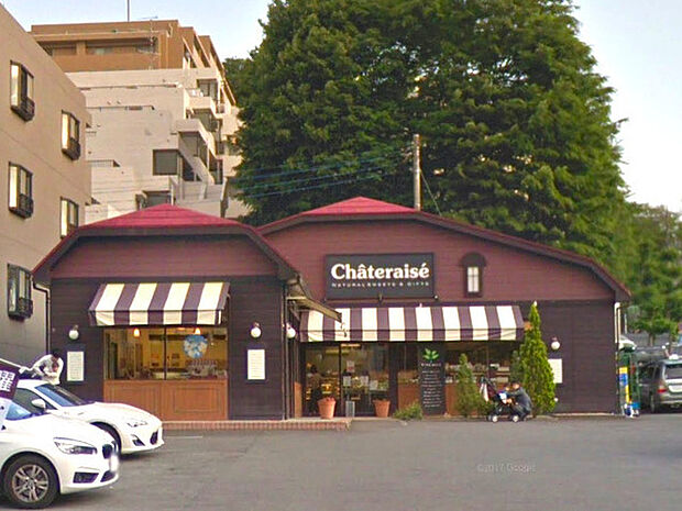 シャトレーゼ桜台店まで654m、自社工場直送のお菓子を自社店舗のみで販売する菓子店。洋菓子・和菓子・アイスなど様々なお菓子がリーズナブルに楽しめます。