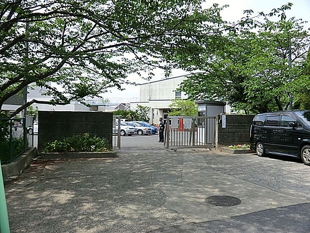 鎌倉市立西鎌倉小学校まで1119m