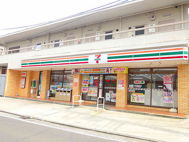 セブンイレブン横浜鉄町店まで1202m、コンビニもあって便利です