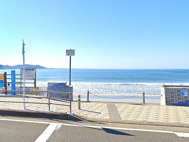 由比ガ浜海水浴場まで3117m