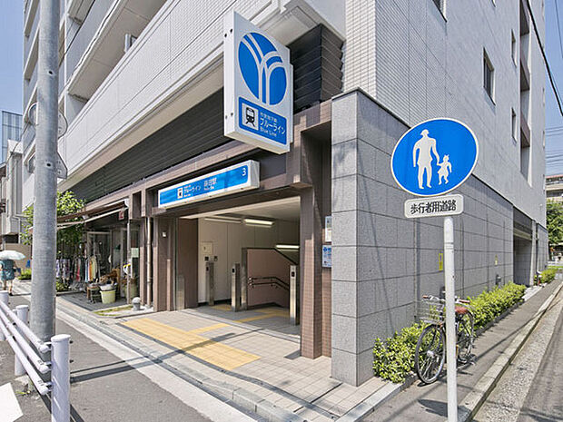 ブルーライン「蒔田」駅まで741m、駅近くにある旧南区役所跡地にショッピングモール「ビエラ蒔田」が開業予定(2022年秋)で、便利になることが見込まれます。