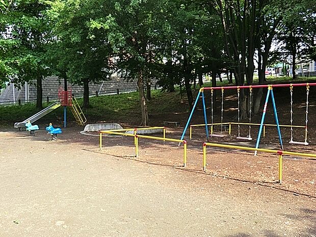 新石川中村公園まで615m