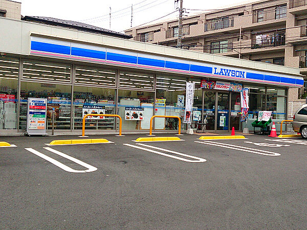 ローソン 横浜上永谷三丁目店まで1479m、コンビニもあって便利です