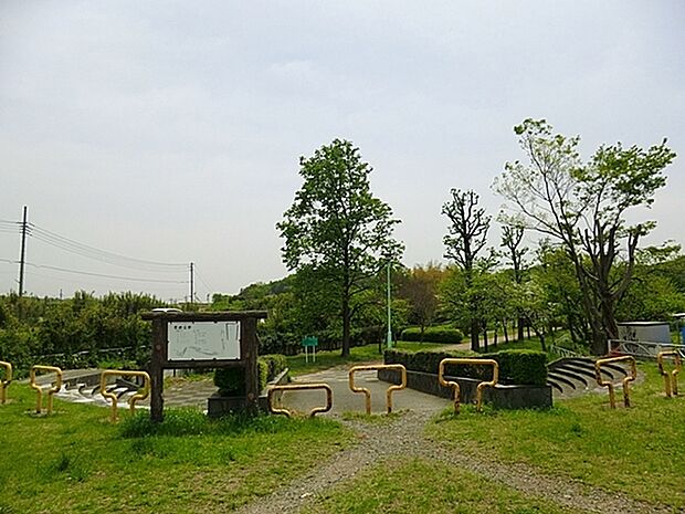 恩廻公園まで1067m