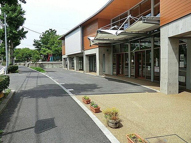 文庫幼稚園まで578m