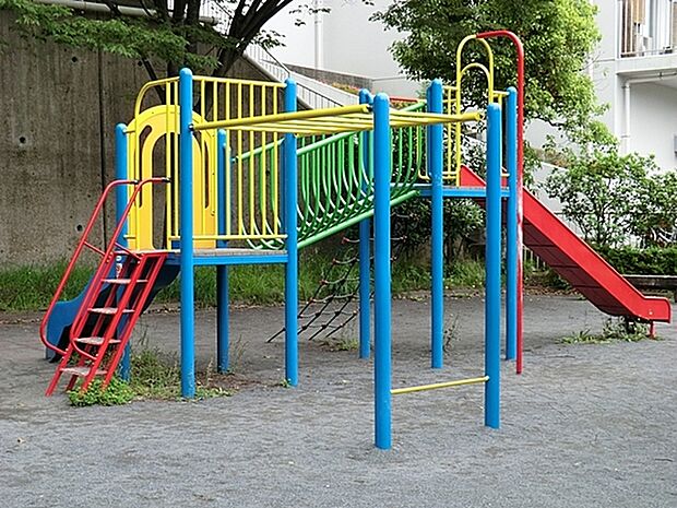 北寺尾四丁目公園まで593m