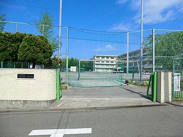 町田市立鶴川第二中学校まで1309m