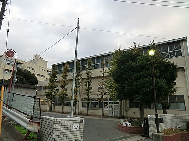 横浜市立吉原小学校まで721m