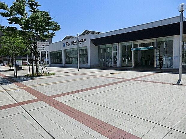 グリーンライン「都筑ふれあいの丘」駅まで1210m、タンタタウン・シーズンプレイスなどのマンション街の最寄駅。区画整理された低層住宅エリアもございます。