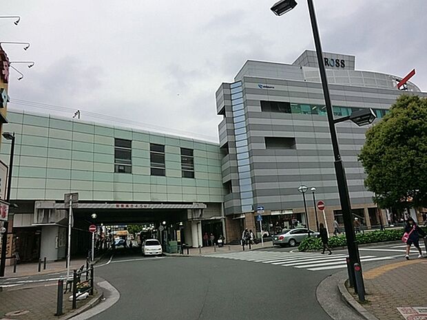「大和」駅まで990m、小田急江ノ島線（急行停車駅）・相鉄線（特急停車駅）が停まるターミナル駅です！