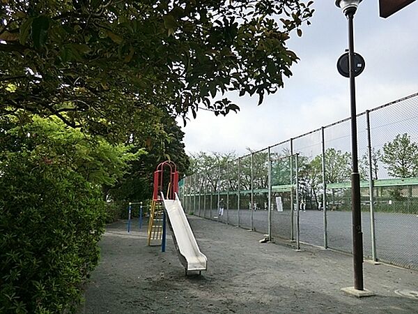 しらとり台第三公園まで224m