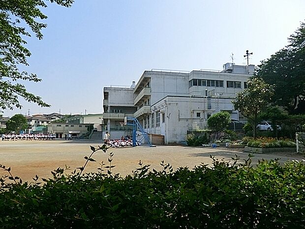 町田市立南つくし野小学校まで1505m