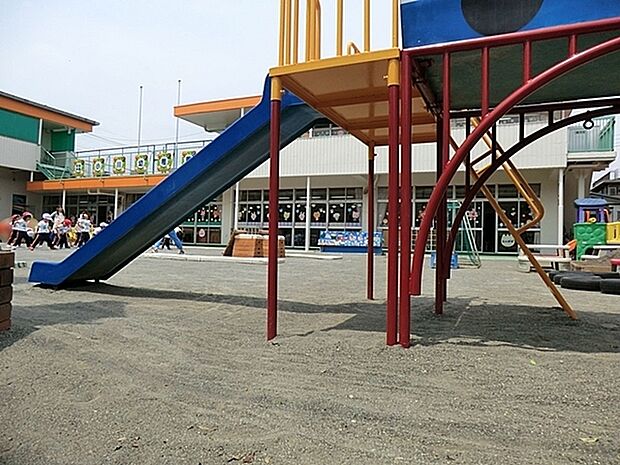 小川幼稚園まで1447m