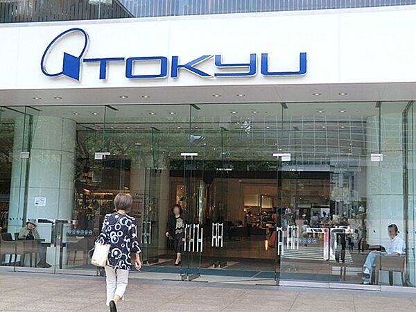 東急百貨店たまプラーザ店まで1308m、たまプラーザ駅北口向かいにある百貨店。2019年に食品売場が改装され更にお買い物しやすくなりました。