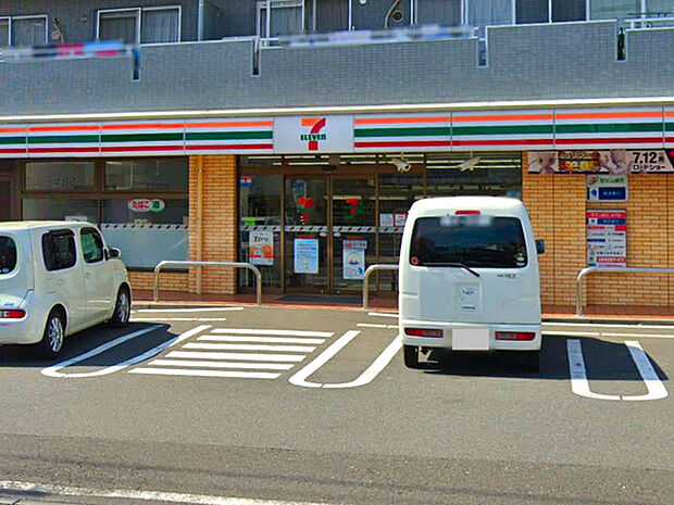 セブンイレブン横浜瀬谷南店まで1193m、厚木街道沿いにあるコンビニです