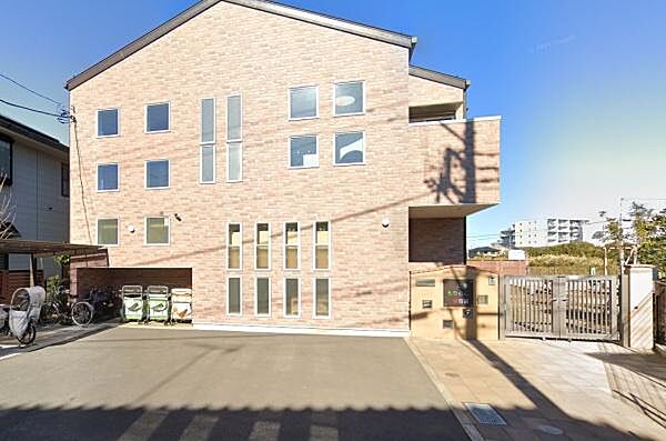 辻堂もりのこ保育園まで1184m