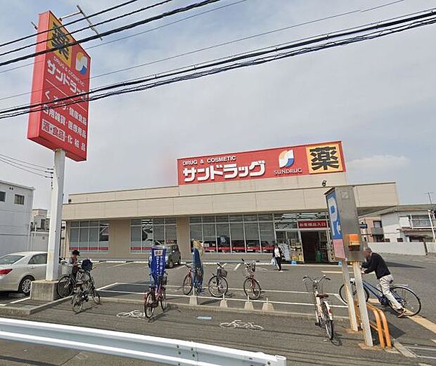 サンドラッグ辻堂元町店まで155m