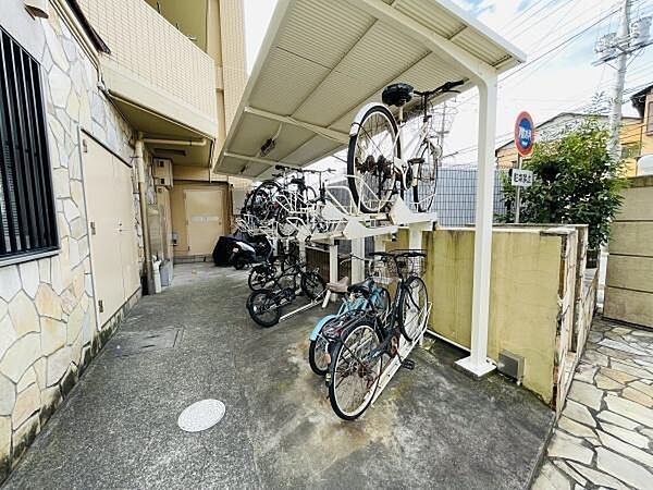 駐輪場