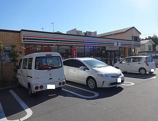 セブンイレブン藤沢辻堂東海岸4丁目店まで881m