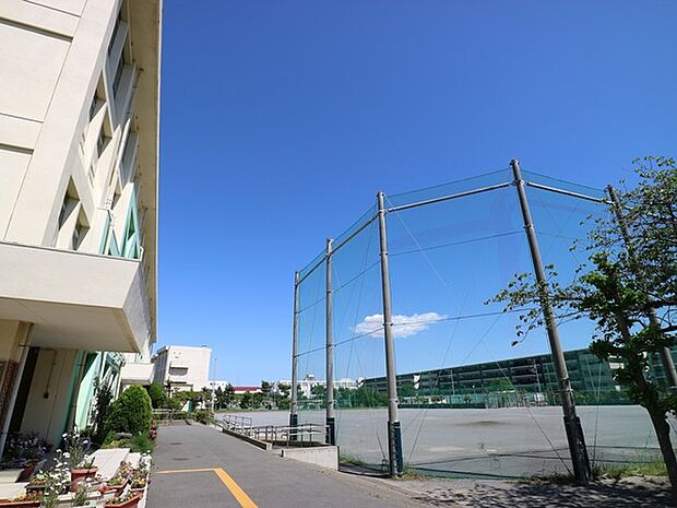 藤沢市立高浜中学校まで1076m、ｋ