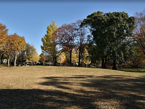 翠ケ丘公園まで150m