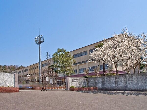 茅ヶ崎市立北陽中学校まで287m