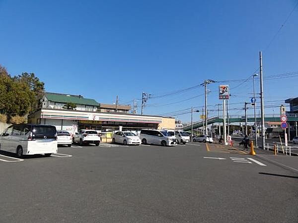セブンイレブン茅ヶ崎緑が浜店まで470m