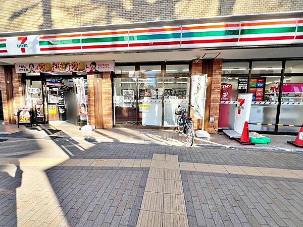 セブンイレブン　杉並阿佐谷中杉通り店まで1096m