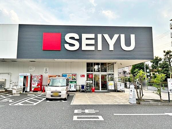 西友高野台店まで642m