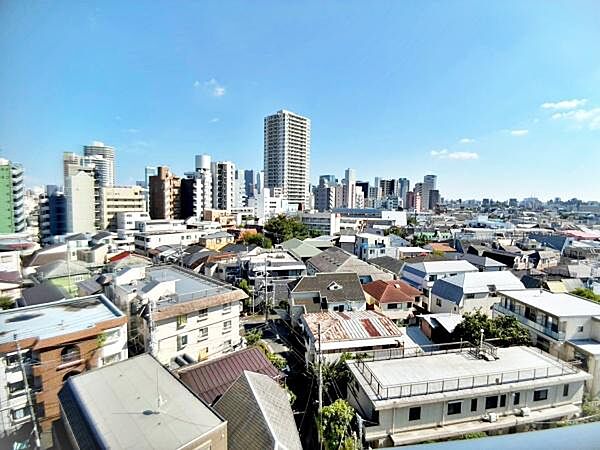【バルコニー】高層階にて陽当り・通風・眺望良好