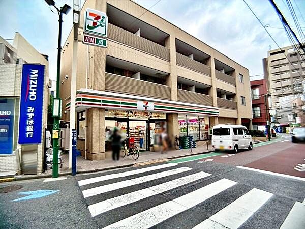 セブンイレブン新宿中井駅前店まで995m