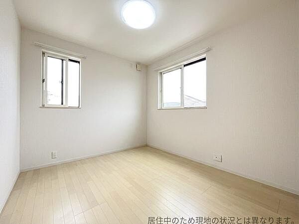 洋室を拡大表示