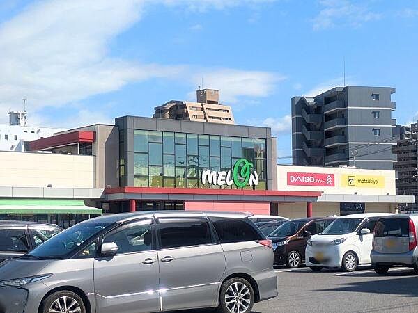 サンライフ メロン店まで1590m、サンライフ メロン店まで約1590ｍ