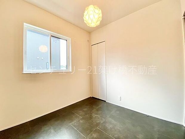 【1階 洋室4.5帖】