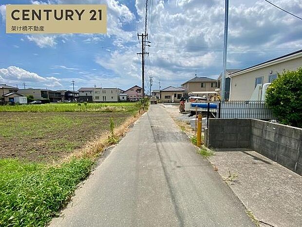 東側公道約2.69m