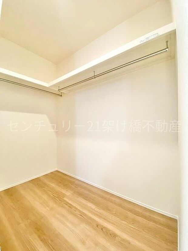北側洋室 7帖ウォークインクローゼット