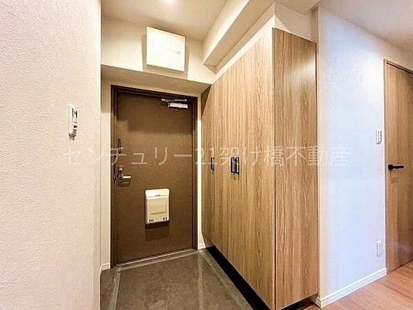 【玄関】トールサイズの大容量シューズボックスでたっぷり収納◎