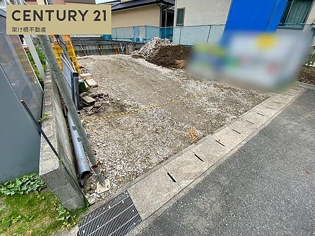 駐車場並列2台可能!(但し車種による)