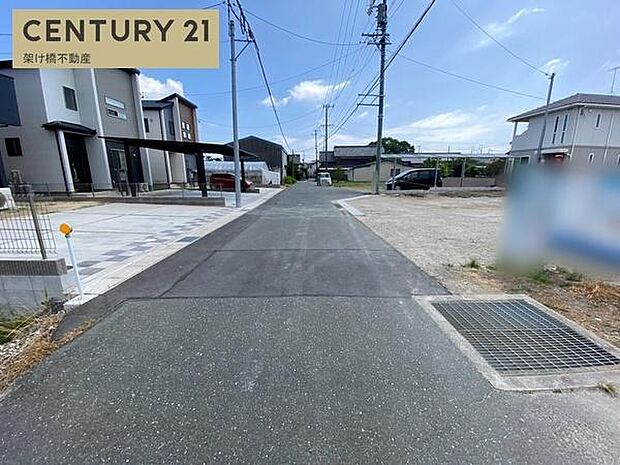 南東側公道約4.8m