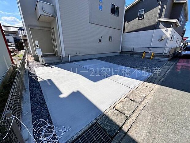 駐車場4台可！（ただし車種による）