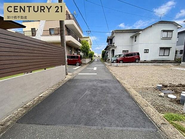 北側公道約4m