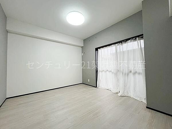 洋室を拡大表示