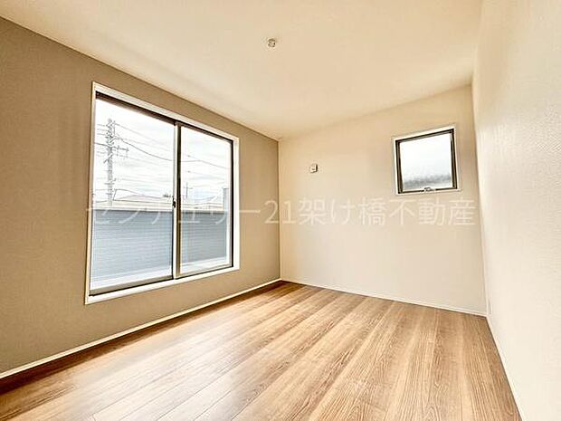 【洋室 6.75帖】バルコニーに面した洋室は主寝室におすすめ!