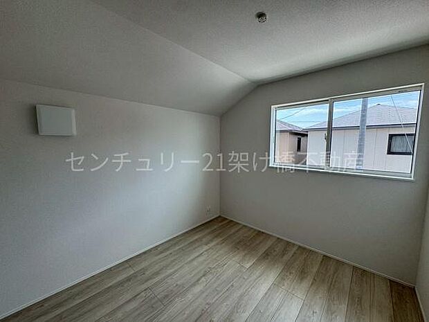 【2階 洋室 4.5帖】使い勝手の良いサイズ感で子供部屋におすすめです◎