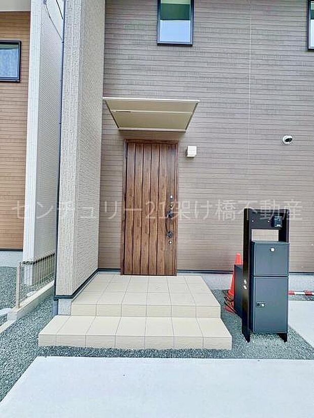 屋根付きで雨の日にも安心です