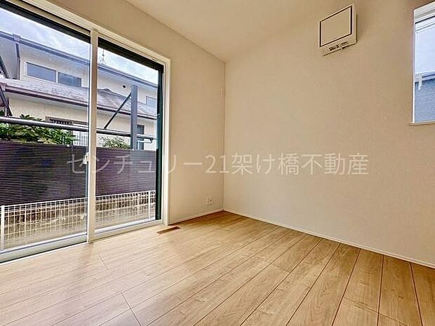 【1階洋室 4.5帖】