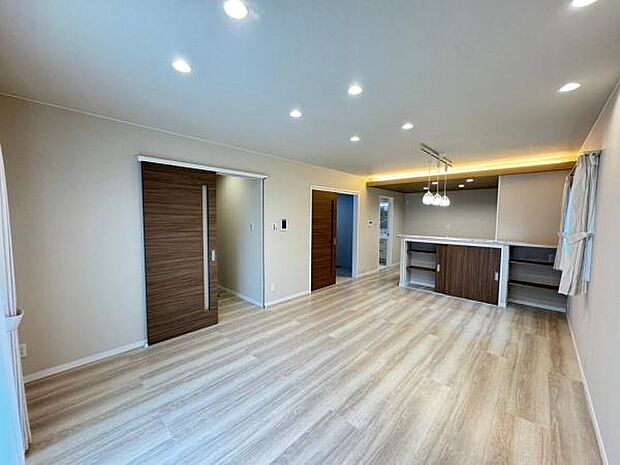 【リビング】別角度写真