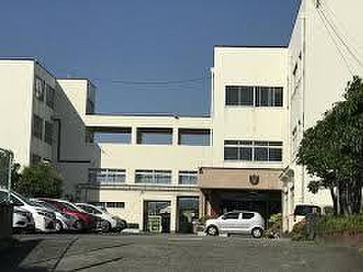 豊橋市立幸小学校まで1270m